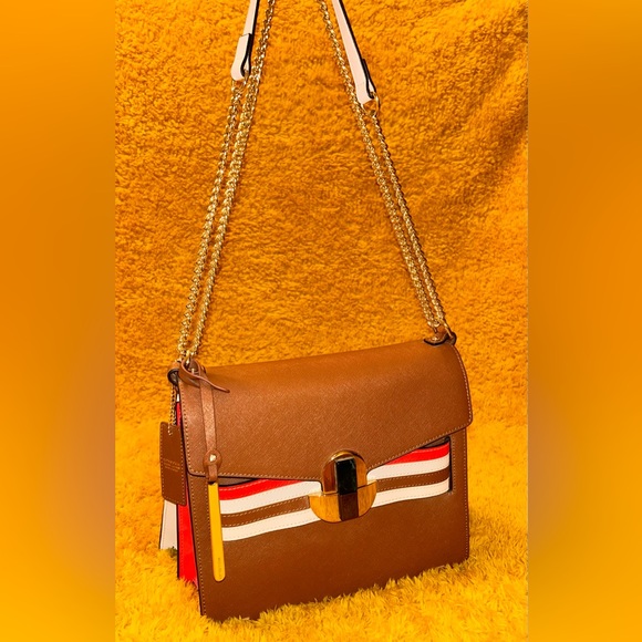 Cromia Maeva Genuine Italian Saffiano Leather Crossbody Satchel - Picture 3 of 13